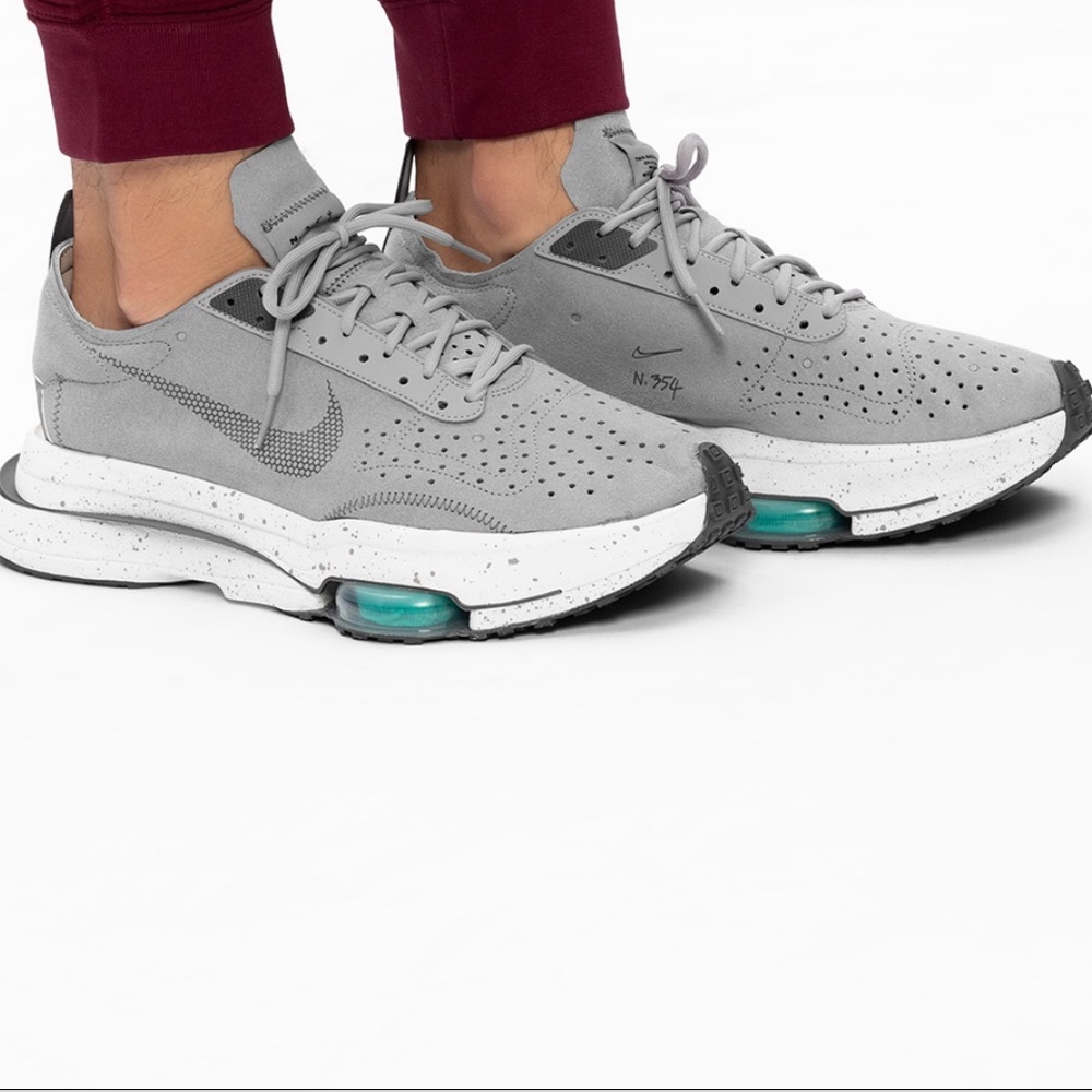Nike AIR ZOOM TYPE College Grey- Excellent Condition